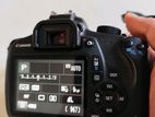 Canon EOS 1200D