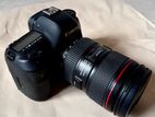 Canon EOS 5D Mark IV