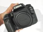 Canon EOS 90D