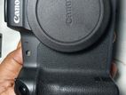 Canon EOS R Camera