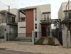 Canterburry House Rent in Kahathuduwa