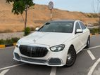 Car For Hire - Mercedes BENZ Maybach 2025