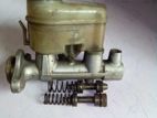 Ce 110 -Brake Master Cylinder