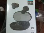Celebrat Earpods