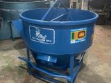 Central and Side Unloading Hoist Bucket 500 Liters