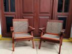 Chairs (තේක්ක ලීයෙන් නිමවූ)