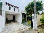 Charming 3-Bed Family Home in Thalawathugoda