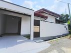 Charming Single-Storey House for Sale – Koralaima, Diyakada