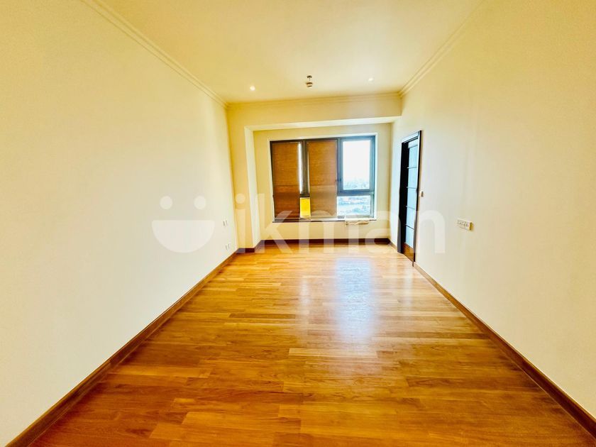 View of Luxurious Las Vegas Strip View Penthouse Suite at the ... - YouTube