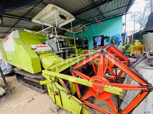 Claas Harvester 2016