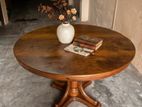 Round Table
