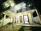 Clear Deeds with Completed 04 Br House for Sale Kiribathgoda