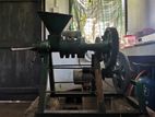 Coconut oil expeller machine