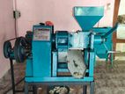 Coconut Oil Expeller Machine with Copra Cutting