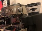 Coffee Machine with Grinder