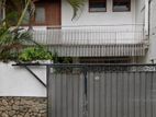 Colombo 03 : 4BR (9P) Luxury House for Rent in Thimbirigasaya