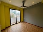 Colombo 03 Palmyrah Courts Unfurnished Apartment for Sale - A43096