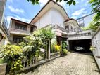 ￭ Colombo 04 04BR Luxury House For Sale (NK107638)