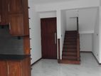 Colombo 04 : 3 A/C BR (1500sf) Brand New Apartment for Sale