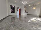 Colombo 05 - Commercial Property for rent