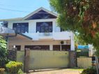 Colombo 05 - Luxurious Upstairs House for rent