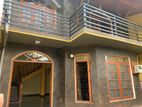 Colombo 05 Thalakotuwa Gardens 4 Bedrooms Upstairs House for Sale