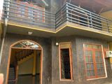 Colombo 05 Thalakotuwa Gardens 4 Bedrooms Upstairs House for Sale