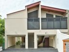 Colombo 07 –Luxury House for Sale in Longden Place | 5 Bedrooms