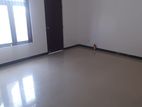 Colombo 10 : Three Bedrooms (4P) House for Rent