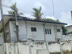 Colombo 5 : 19.2 Perches Land with and Old House for Sale