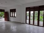 Colombo 5 Poorwarama Road House for Rent