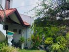 Colombo 7 : 38 perches Land with House for Sale at Bullers Road