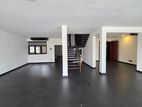Colombo 7 : 5 A/C BR House for rent at Kynsey Road