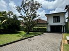 Colonial 5 Bedroom House for Sale in Nugegoda HS3240