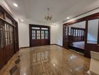 COMMERCIAL BUILDING FOR RENT COLOMBO 5 UM2095