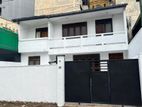 Commercial Building for Rent in Colombo 06
