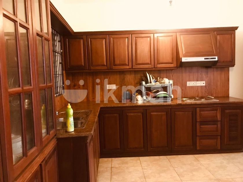 Commercial house kohuwala ikman