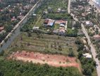 Commercial Land for sale in Pamunugama