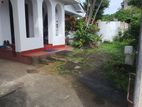 Commercial Land with House for Rent in Kotte