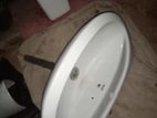 Commode with Washbasin