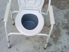 Commode chair