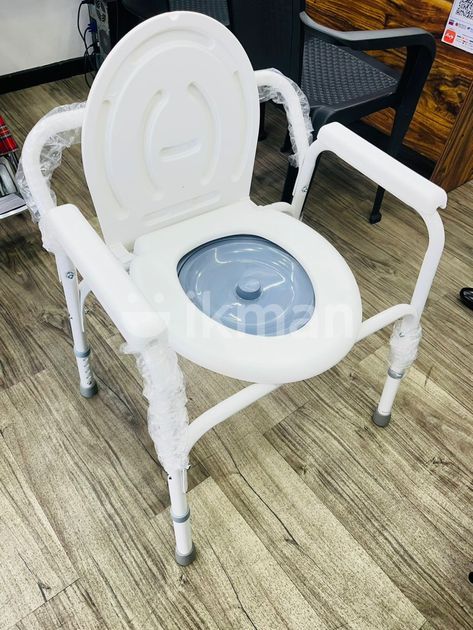 Commode Chair without Wheels for Sale in Nugegoda | ikman