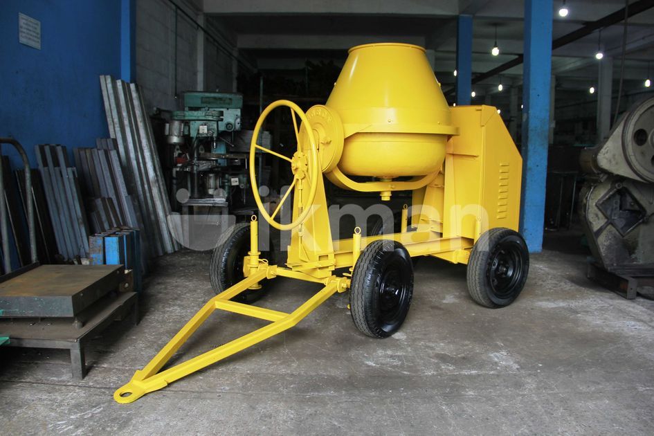 Concrete Mixer Vanson (Towing 4 Wheel) for Sale in Homagama ikman