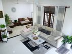 Contemporary Luxury House for Sale in Piliyandala