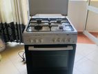 Cooker with Oven