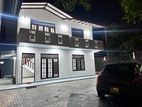 Cozy 3 Bedroom House for Rent at Battaramulla (EM006RV)