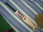 Cricket bat