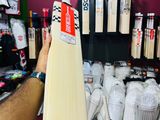 Cricket Bat Junior English Willow