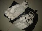 Cricket Gloves