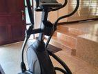 Cross Trainer Machine